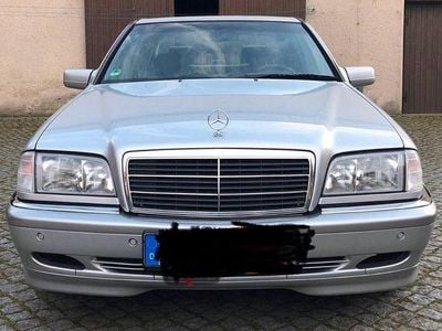 Silber Gebraucht 1999 Mercedes C180 Limousine | 14.200 €