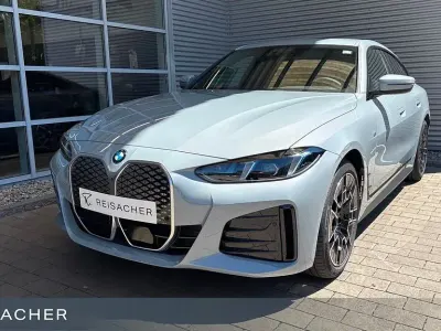 Neu BMW i4 Performance 294 kW (401 PS) 2026 Grau Limousine