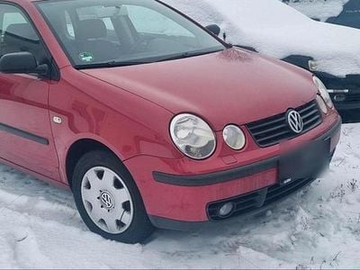 Rot Gebraucht 2002 VW Polo Limousine | 1.200 € (Guter Preis)