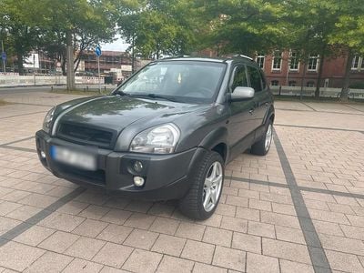 Grau Gebraucht 2008 Hyundai Tucson SUV | 3.500 € (Fairer Preis)