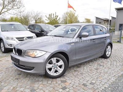 Usata BMW 116 Advantage 122 CV (89 kW) 2011 Grigio Utilitaria