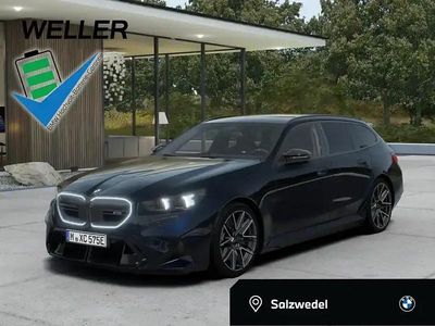 Nuova BMW M5 M Sport 727 CV (534 kW) 2026 Grigio Station wagon