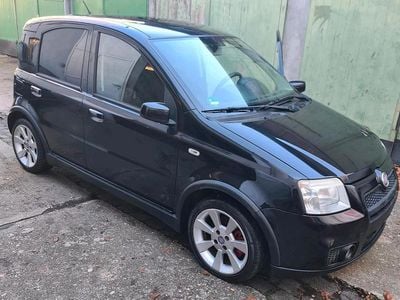 Gebraucht Fiat Panda Sport 100 PS (73 kW) 2010 Schwarz Kleinwagen
