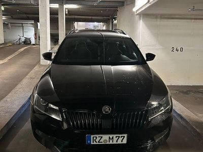 Gebraucht Skoda Superb SportLine 190 PS (139 kW) 2017 Schwarz Kombi