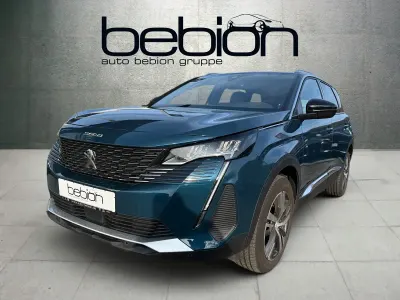 Gebraucht Peugeot 5008 Allure 131 PS (96 kW) 2023 Metfa celebes blau SUV