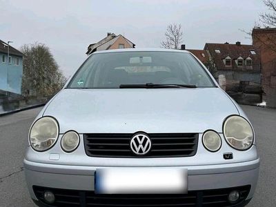 Gebraucht VW Polo 75 PS (55 kW) 2002 Silber Kleinwagen