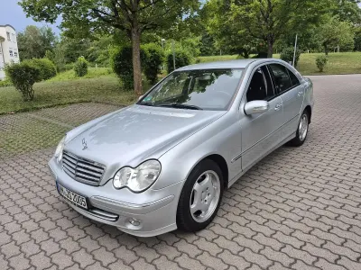 Gebraucht Mercedes C200 163 PS (119 kW) 2005 Silber Limousine