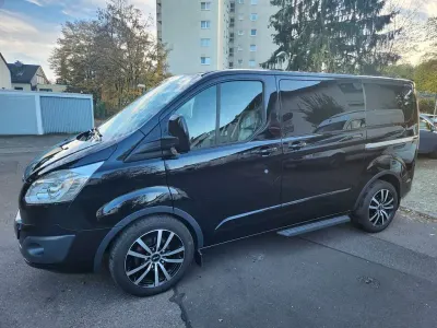 Gebraucht Ford Tourneo Business Edition 170 PS (125 kW) 2018 Schwarz Van / Kleinbus
