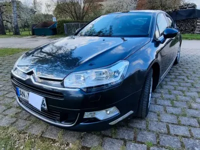 Gebraucht Citroën C5 SELECTION 140 PS (102 kW) 2012 Blau Limousine