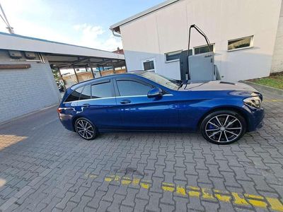 Gebraucht Mercedes C220 179 PS (131 kW) 2015 Blau Kombi