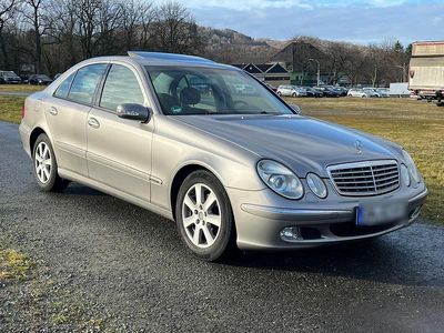 Gebraucht Mercedes E240 240 PS (176 kW) 2004 Limousine