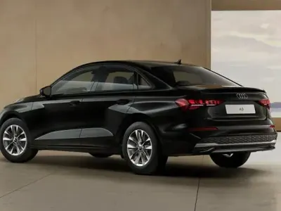 Neu Audi A3 Ambiente 116 PS (85 kW) 2026 Brillantschwarz brillantschwarz Limousine