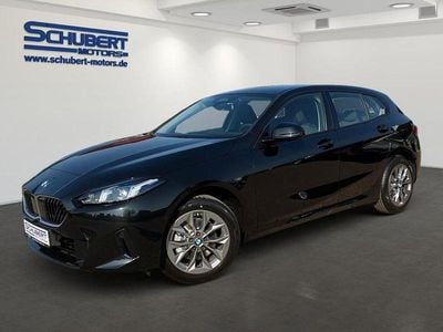 Neu BMW 116 122 PS (89 kW) 2026 Schwarz Kleinwagen