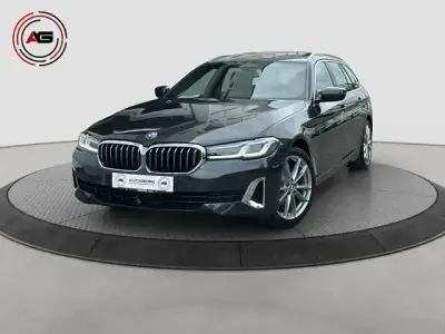 Gebraucht BMW 520 Luxury Line 190 PS (139 kW) 2021 Grau Limousine