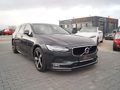 Second-hand Volvo V90 Momentum 235 CP (172 kW) 2018 Gri Break