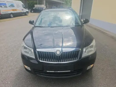 Gebraucht Skoda Octavia 122 PS (89 kW) 2009 Schwarz Kombi