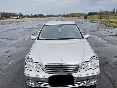 Mercedes C180