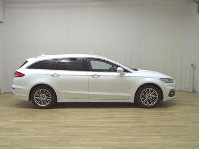 Weiss Gebraucht 2020 Ford Mondeo Titanium Kombi | 8.950 € (Superpreis)