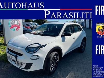 Gebraucht Fiat 600 110 PS (80 kW) 2025 Gelato weiss Kleinwagen