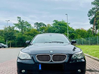 BMW 525