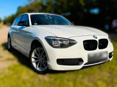 Gebraucht BMW 116 Sport Line 136 PS (100 kW) 2014 Weiß Kleinwagen