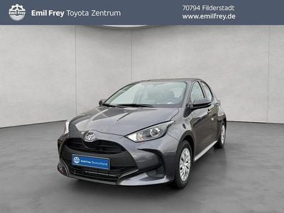 Neu Toyota Yaris Business Edition 116 PS (85 kW) 2025 Grau Kleinwagen