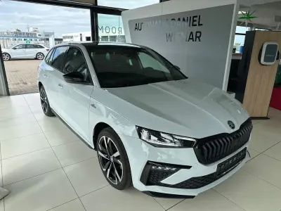 Gebraucht Skoda Scala Monte Carlo 150 PS (110 kW) 2024 Weiß Kleinwagen