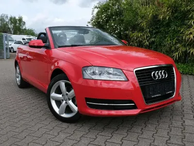 Gebraucht Audi A3 Cabriolet 105 PS (77 kW) 2012 Brillantrot Cabrio