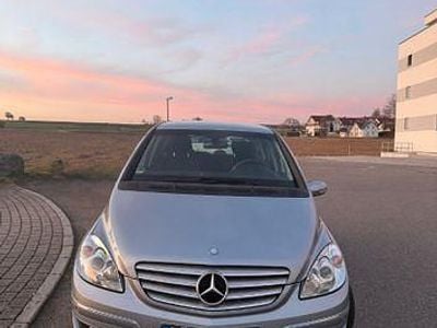 Gebraucht Mercedes B180 109 PS (80 kW) 2007 Blau Van / Kleinbus