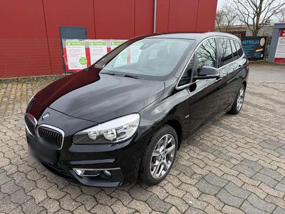 Gebraucht BMW 220 Gran Tourer Luxury Line 190 PS (139 kW) 2015 Schwarz Van / Kleinbus