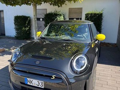 Gebraucht Mini Cooper SE 135 kW (184 PS) 2023 Schwarz Kleinwagen