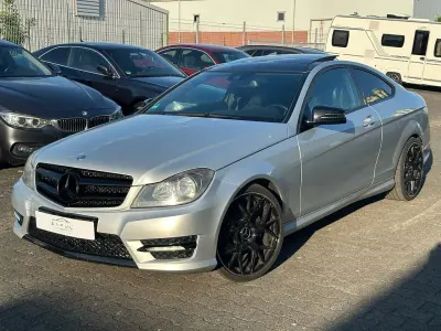Gebraucht Mercedes C220 AMG 170 PS (125 kW) 2011 Silber Coupé