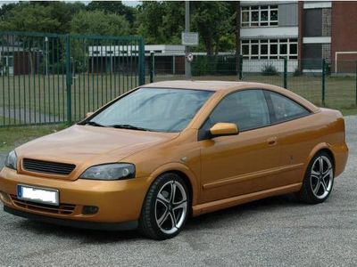 Second-hand Opel Astra 158 CP (116 kW) 2000 Galben Coupe