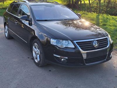 Gebraucht VW Passat 140 PS (102 kW) 2008 Schwarz Kombi