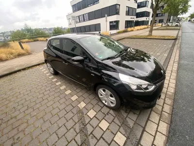 Gebraucht Renault Clio IV LIMITED 75 PS (55 kW) 2016 Schwarz Kleinwagen