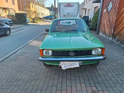 Używany Opel Kadett 54 KM (39 kW) 1978 Zielony Coupe