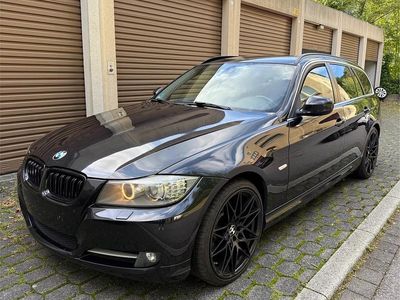 BMW 325
