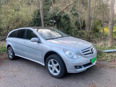 Mercedes R320