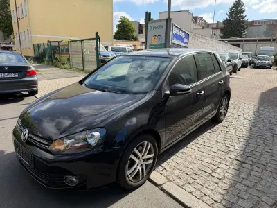 Gebraucht VW Golf VI Comfortline 122 PS (89 kW) 2010 Schwarz Kleinwagen