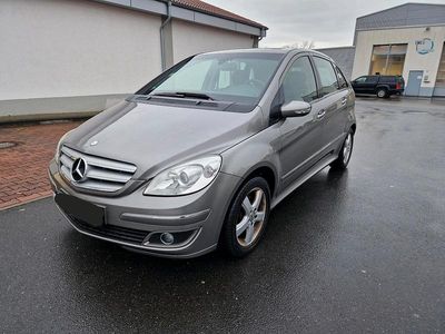Gebraucht Mercedes B200 136 PS (100 kW) 2007 Grau Van / Kleinbus
