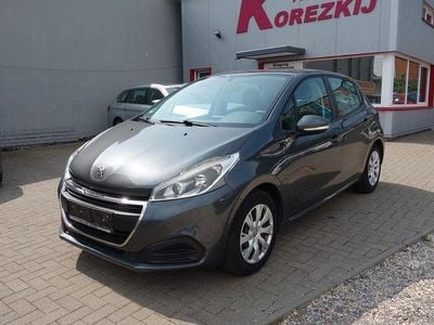 Gebraucht Peugeot 208 Active 68 PS (50 kW) 2016 Grau Kleinwagen