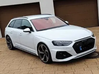 Gebraucht Audi RS4 Sport 450 PS (330 kW) 2023 Weiß Kombi