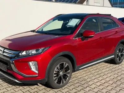 Gebraucht Mitsubishi Eclipse Cross Top 163 PS (119 kW) 2018 Dynamik rot (d) SUV