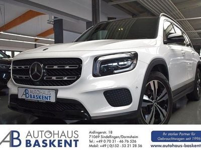 Mercedes GLB220