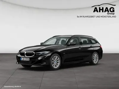 Gebraucht BMW 320e Comfort Edition 204 PS (150 kW) 2023 Schwarz Kombi