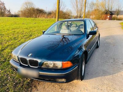 Gebraucht BMW 523 170 PS (125 kW) 1998 Blau Limousine