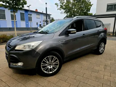 Gebraucht Ford Kuga 150 PS (110 kW) 2014 Grau SUV