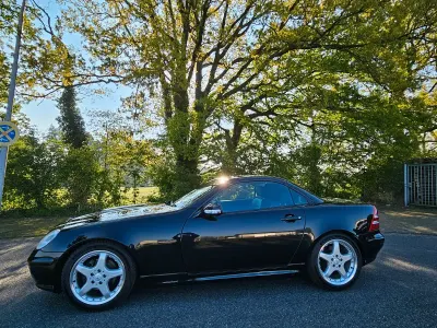 Second-hand Mercedes SLK200 163 CP (119 kW) 2000 Negru Cabrio
