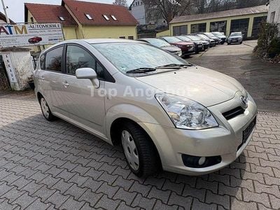 Gebraucht Toyota Corolla Verso Team 129 PS (94 kW) 2008 Silber Van / Kleinbus
