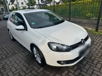 Gebraucht VW Golf VI Comfortline 110 PS (80 kW) 2009 Weiß Kleinwagen